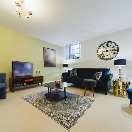 Modern Duplex Central Free Parking Wi-Fi Appartement Cheltenham Buitenkant foto