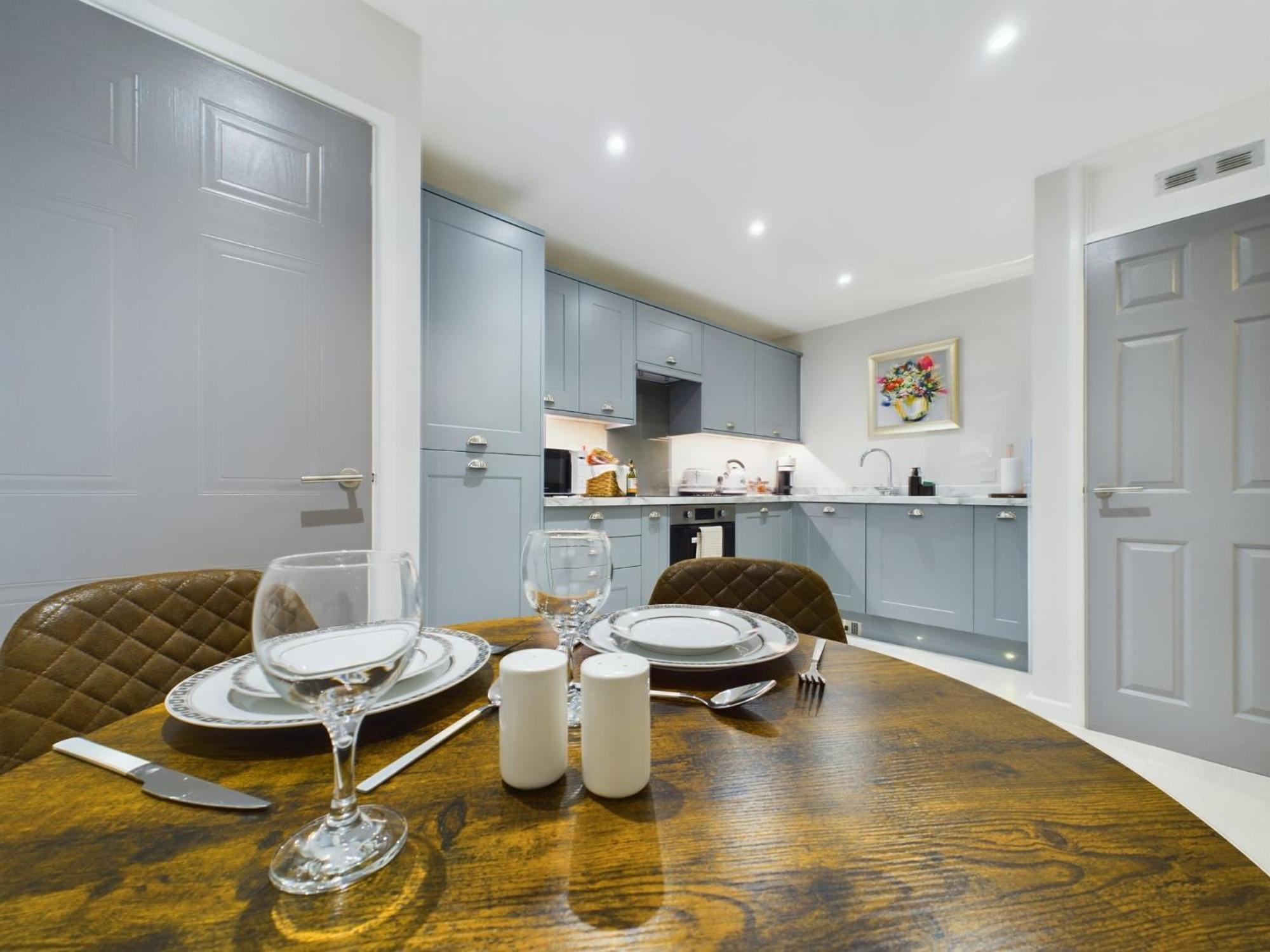Modern Duplex Central Free Parking Wi-Fi Appartement Cheltenham Buitenkant foto