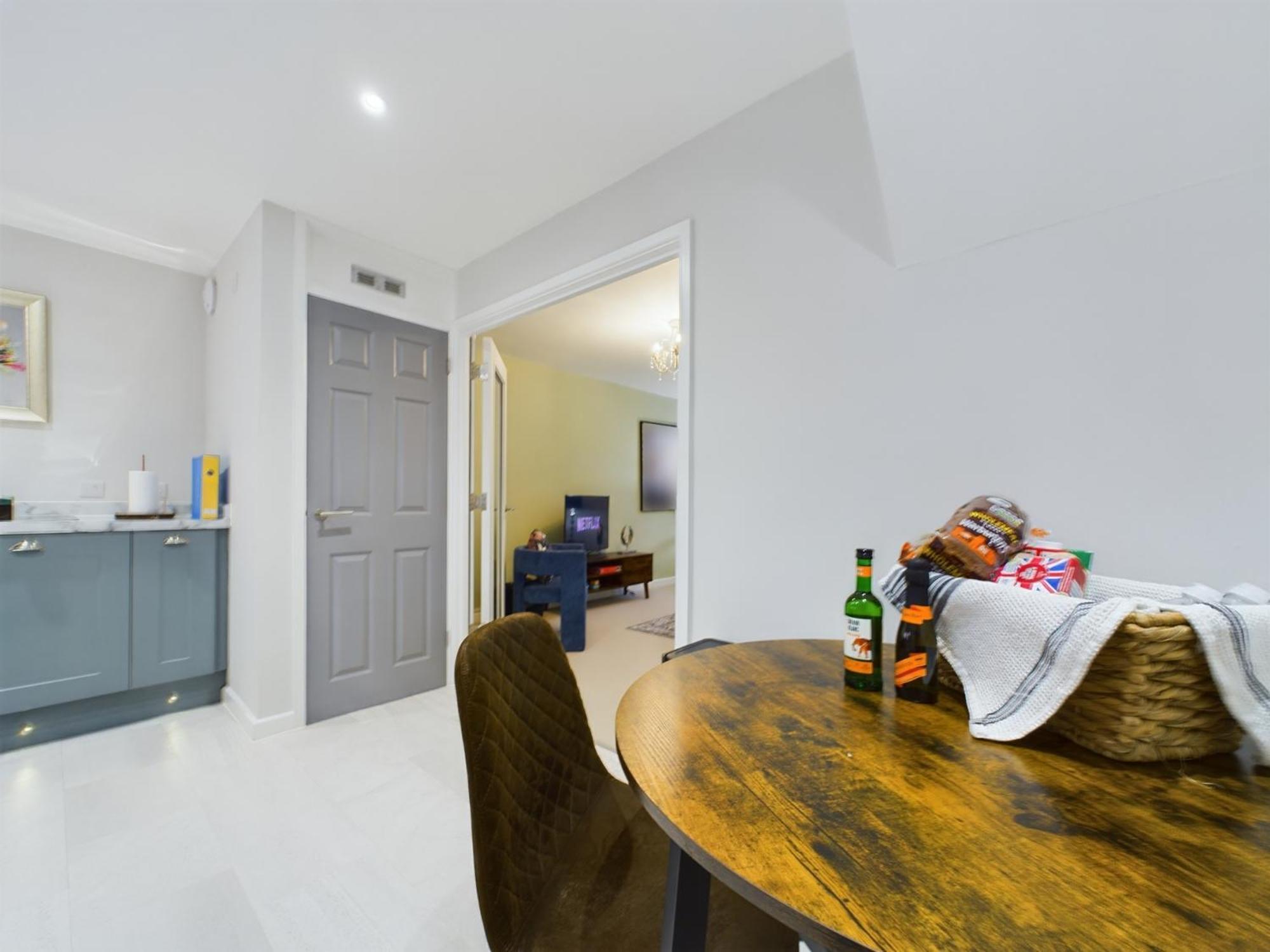 Modern Duplex Central Free Parking Wi-Fi Appartement Cheltenham Buitenkant foto